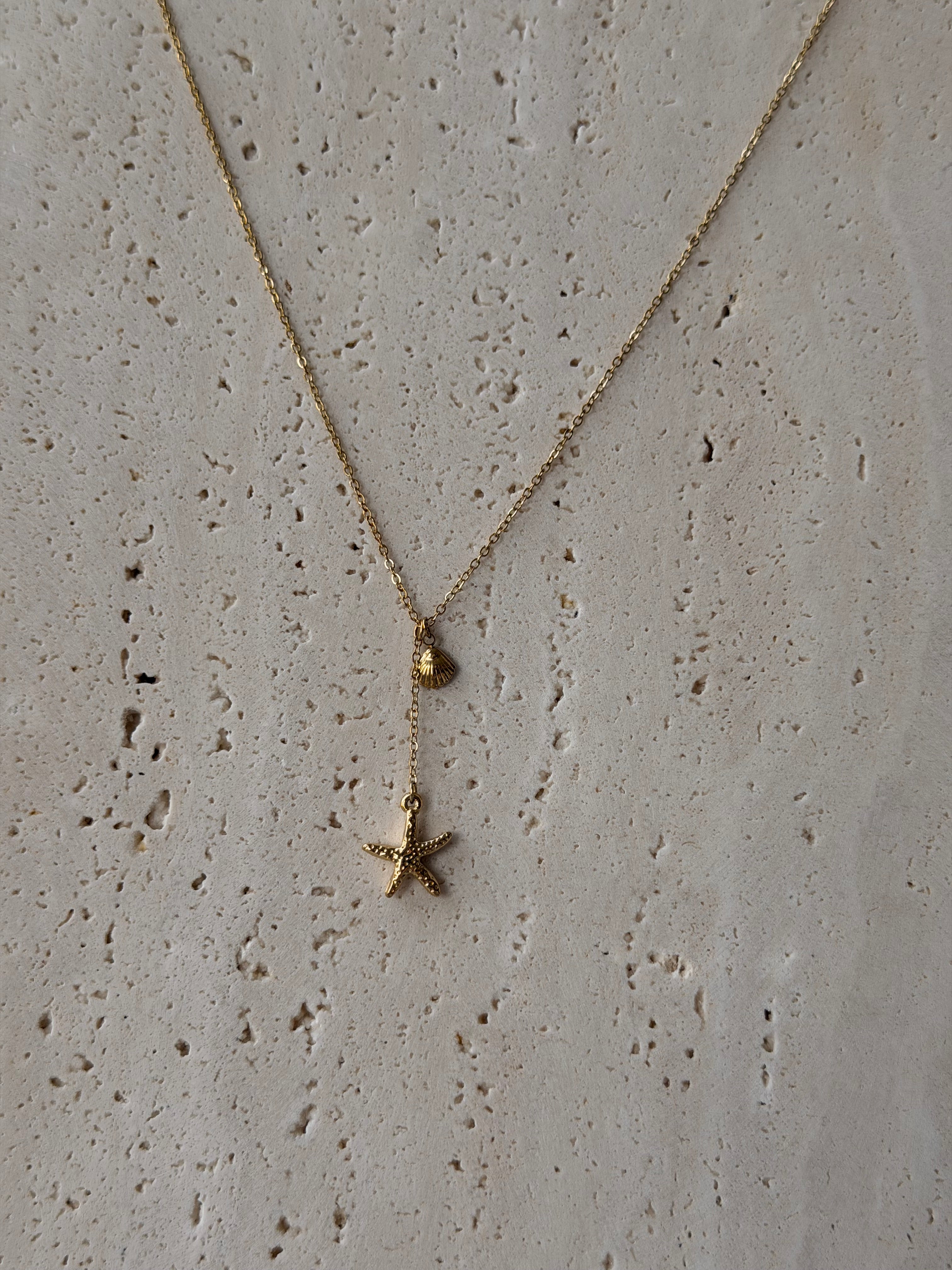 Mare necklace