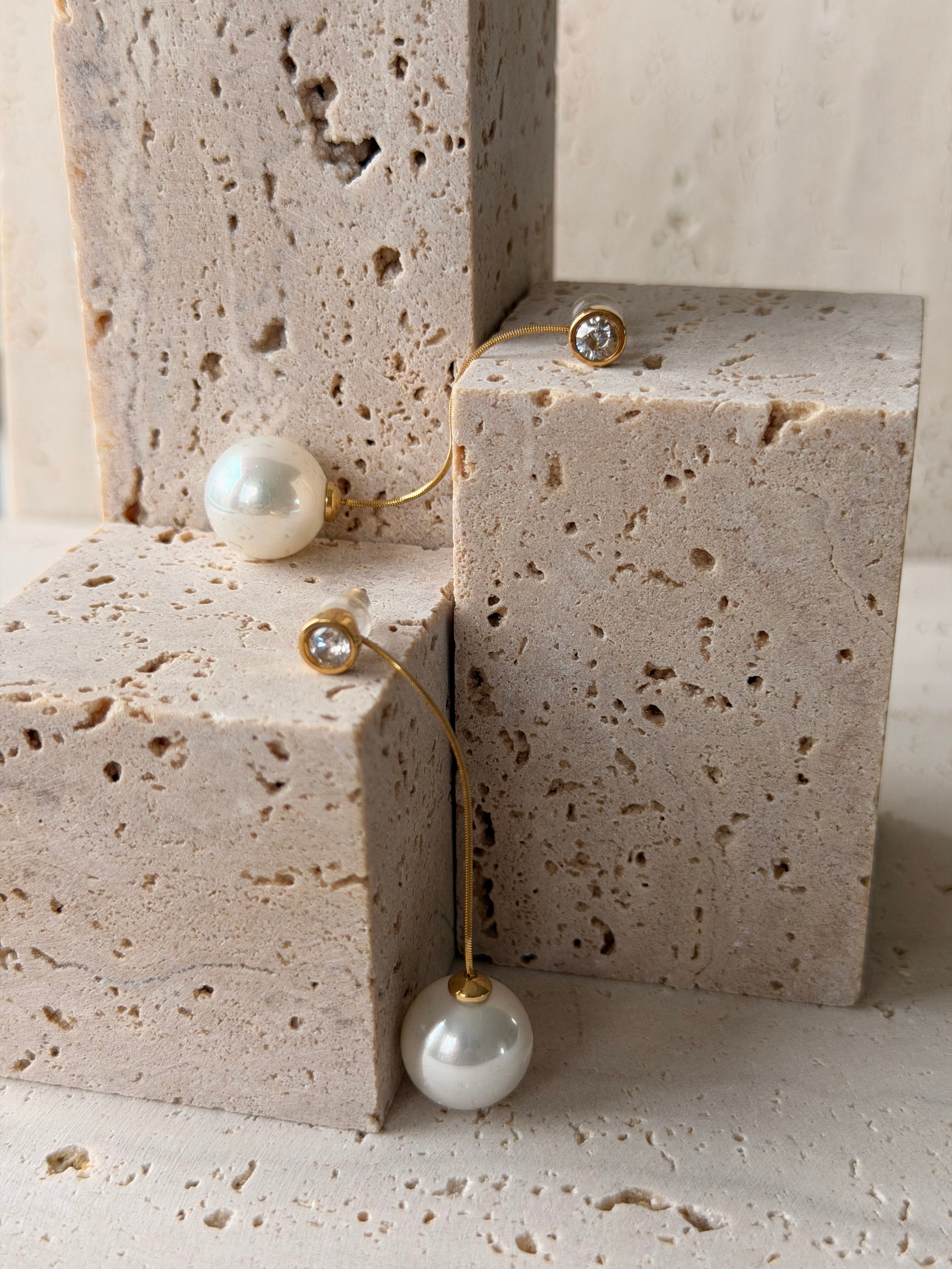 Elara earrings