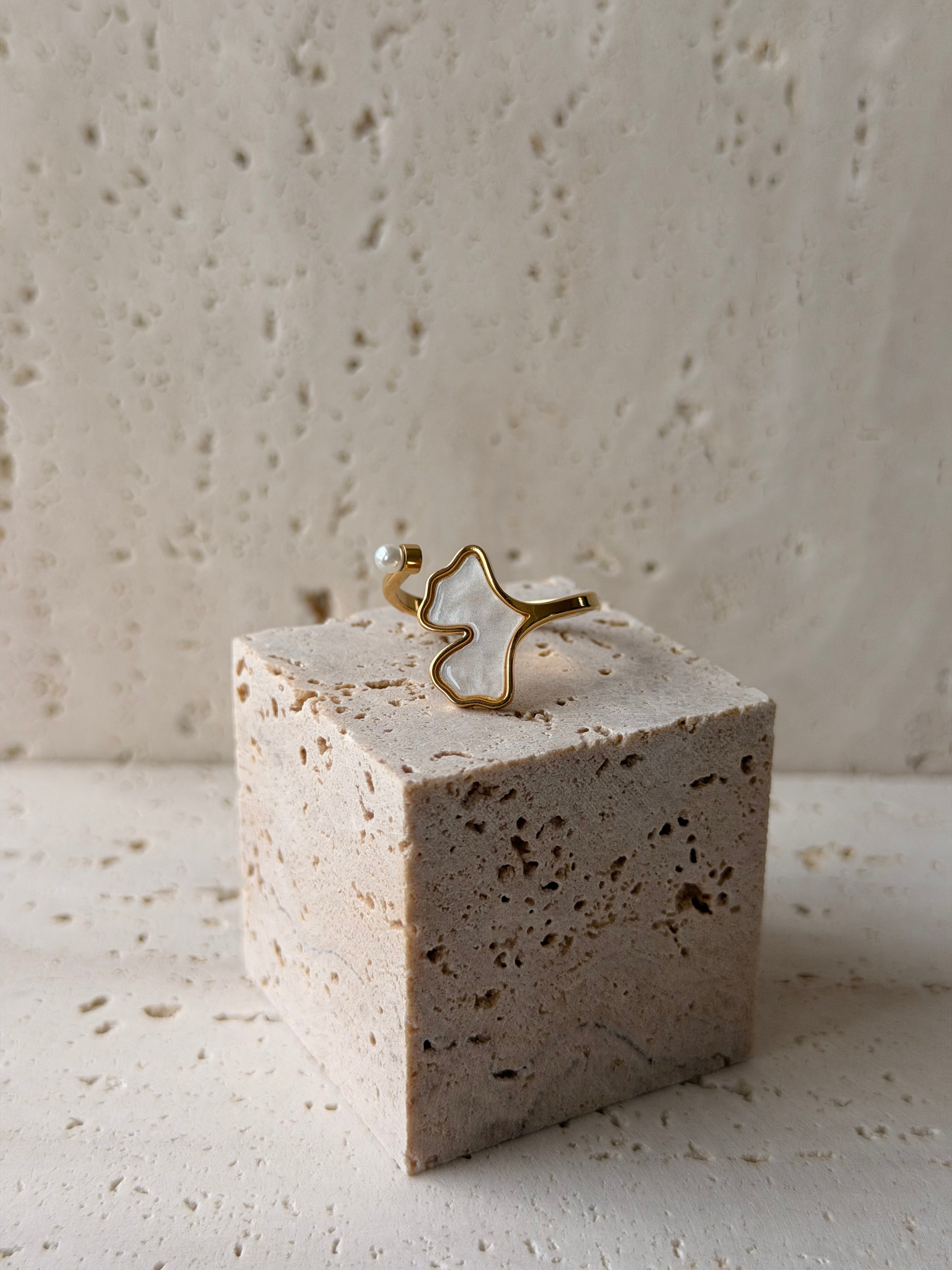 Ellie ring