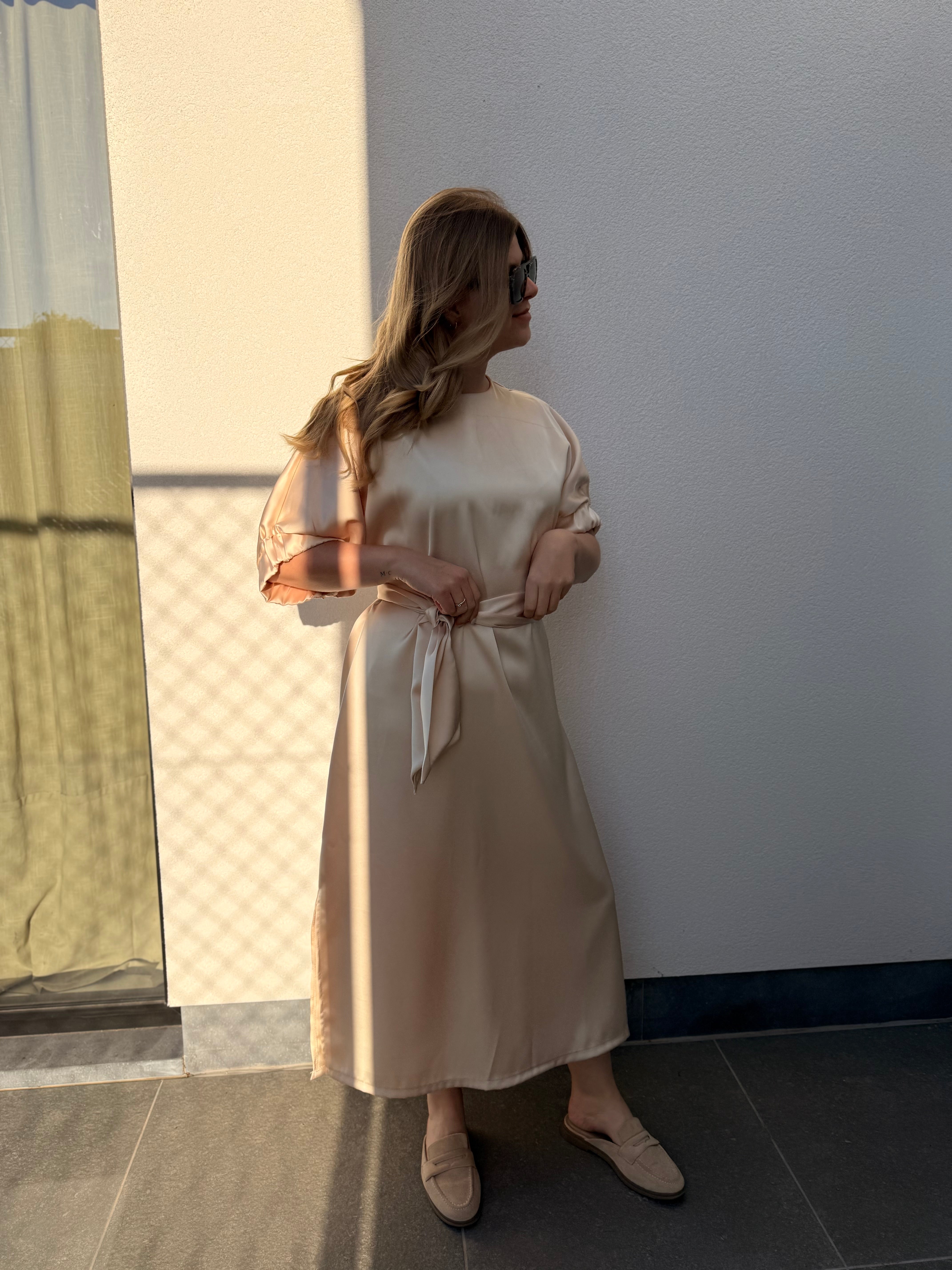 Long dress beige