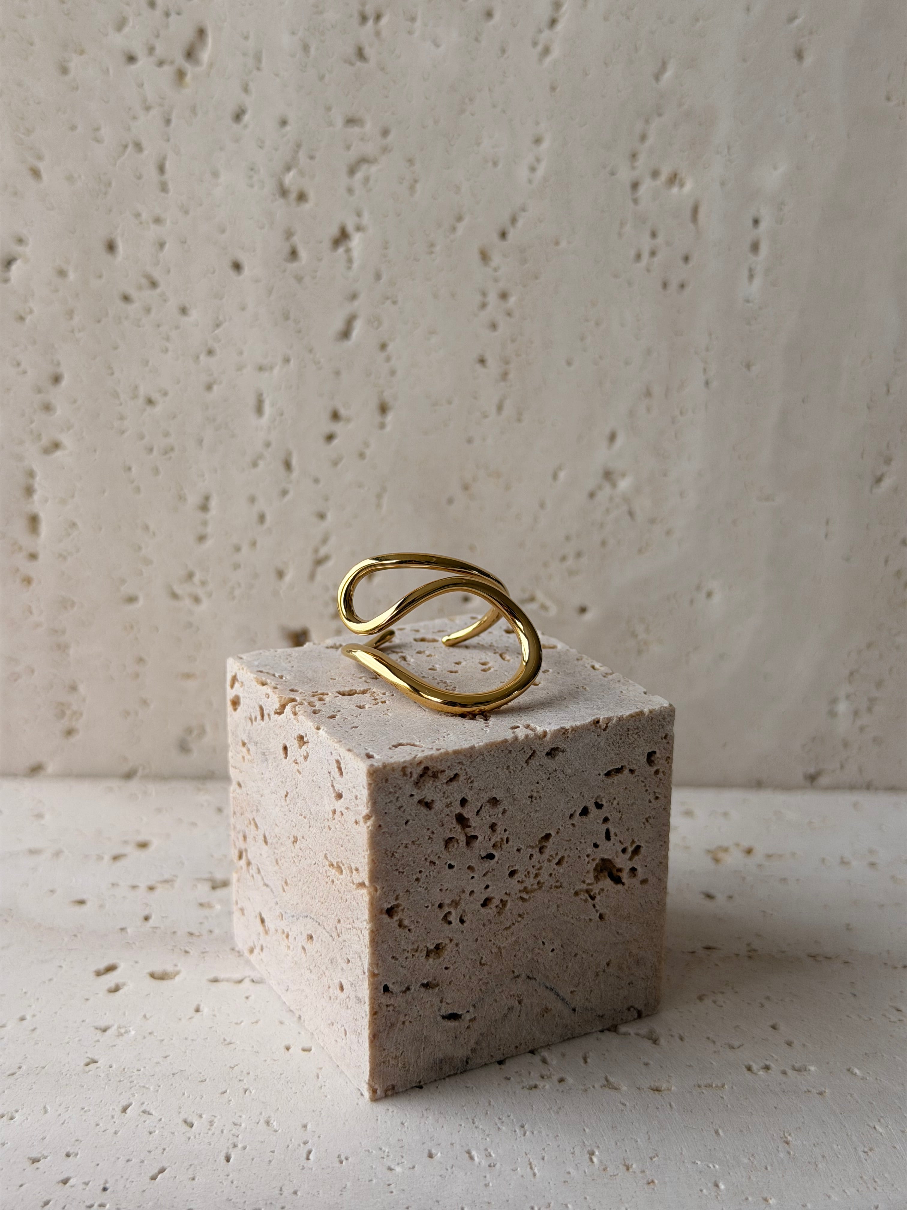 Iris ring