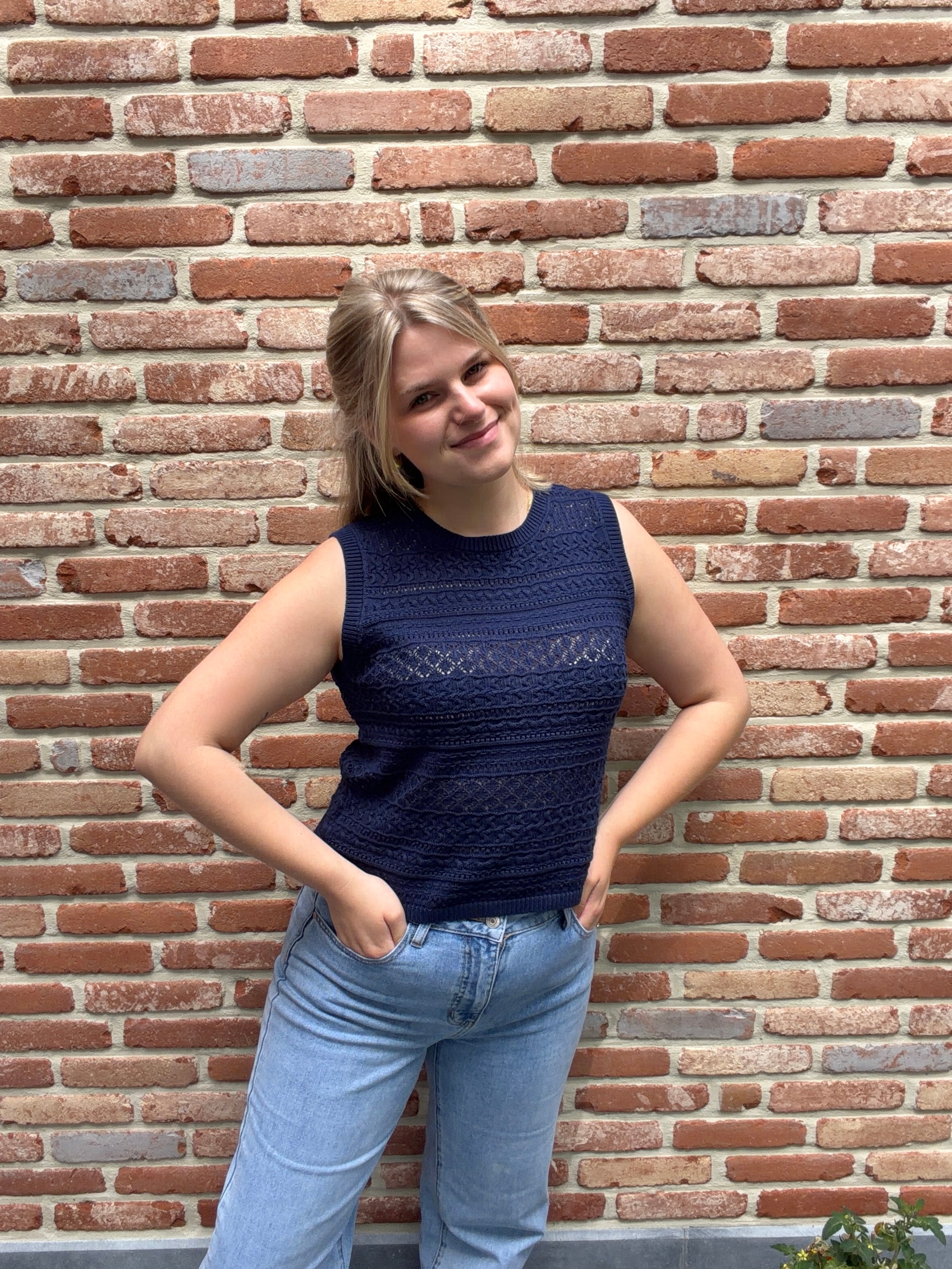Top blue